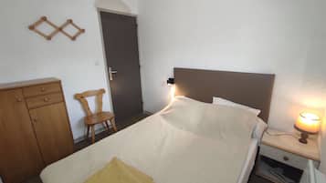 3 chambres, fer et planche à repasser, Wi-Fi