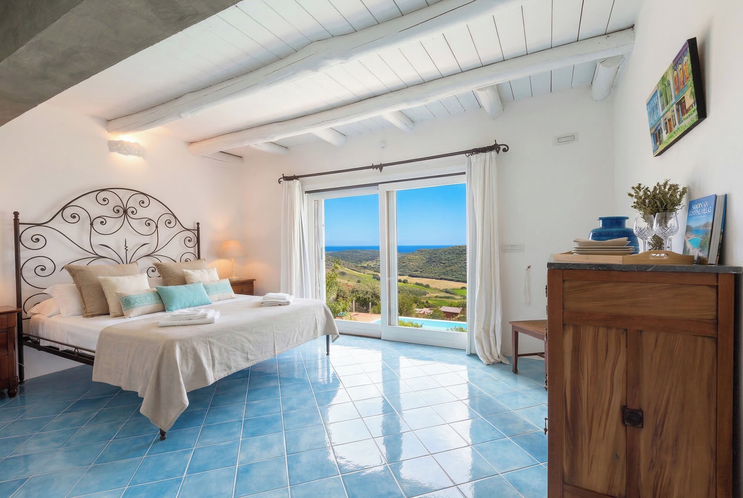 5 bedrooms, iron/ironing board, travel crib, WiFi