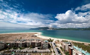 Platja a a prop 