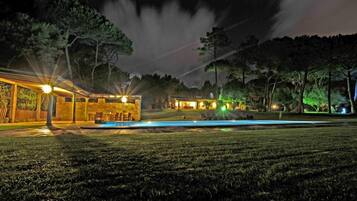Piscina externa