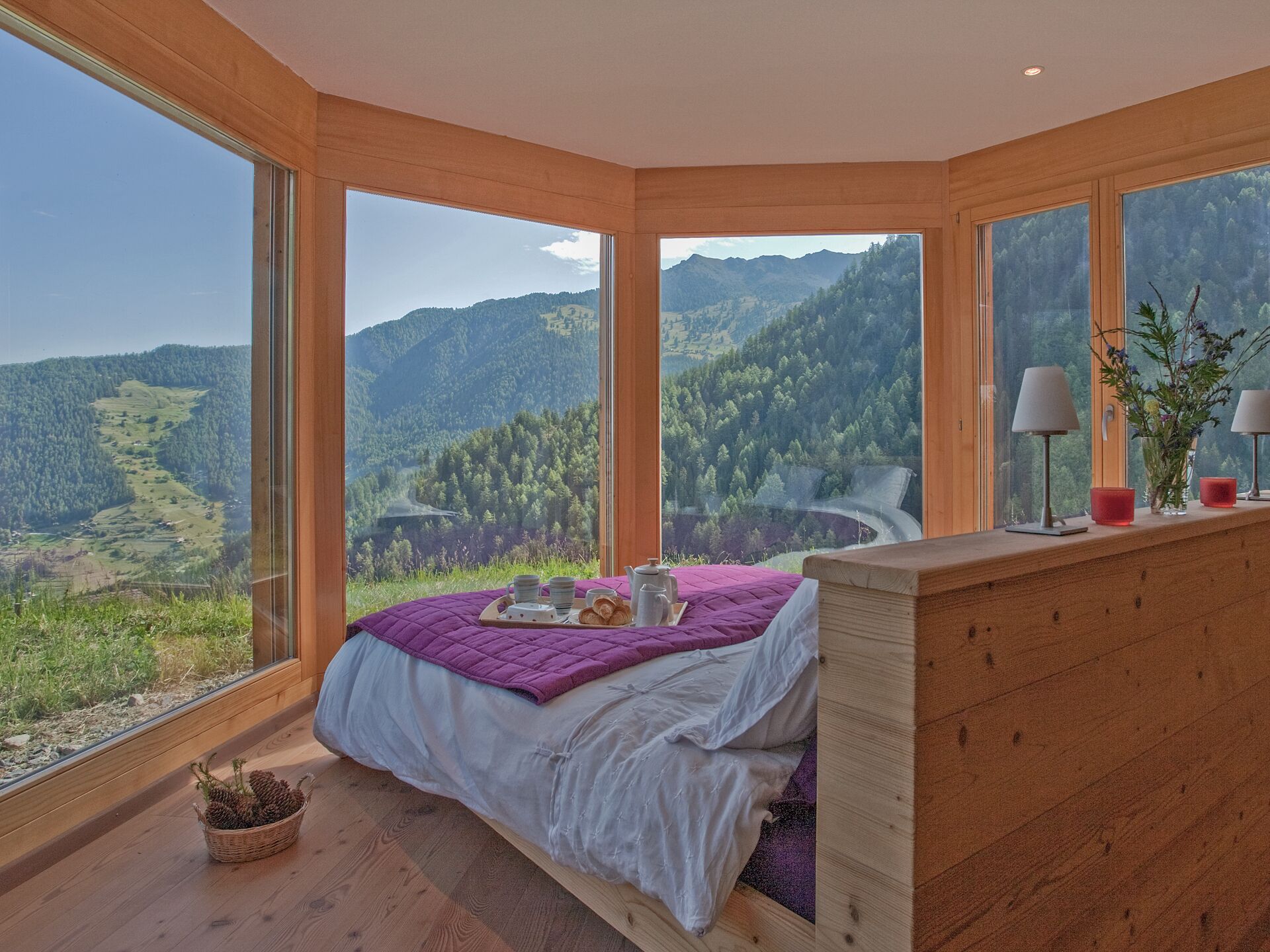 3 chambres, fer et planche à repasser, Wi-Fi, draps fournis