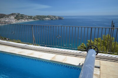Mountainside villa and view overlooking the sea, a paradise on earth