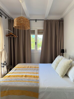 4 soveværelser, skrivebord, strygejern/strygebræt, gratis Wi-Fi