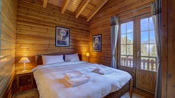 3 chambres, fer et planche Ă repasser, Wi-Fi, draps fournis