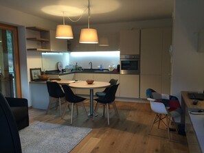 Fridge, microwave, oven, stovetop - New apartment in the Dolomites Falcade (Vallada Agordina)