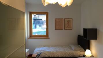 2 chambres, bureau, fer et planche à repasser, Wi-Fi gratuit