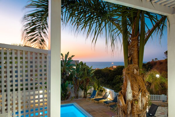 Property grounds - PRIVATE POOL 3 BEDROOMS 3 BATHROOMS 150 MT FROM THE SEA WI FI FREE , CAR RENTAL (CASTELLAMMARE DEL GOLFO)