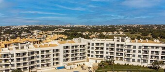Accommodation With Pool And Sea View