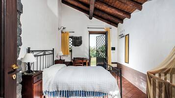 5 Schlafzimmer, Bügeleisen/Bügelbrett, WLAN, Bettwäsche