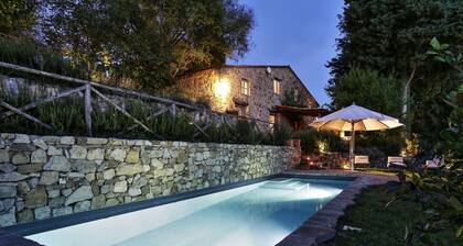 Villa Delle Upupe 8, Emma Villas