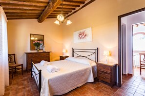 2 bedrooms, iron/ironing board, travel crib, free WiFi
