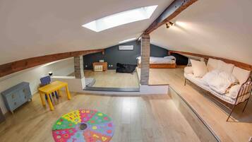 7 Schlafzimmer, Bügeleisen/Bügelbrett, WLAN, Bettwäsche