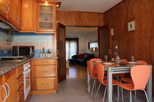  Nazaré - ¡Apartamento de 3 dormitorios, a 50 metros de la playa! WIFI GRATUITO 