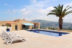 Pool - Beautiful villa private pool stunning Panoramic Sea & Mountain Views in Moraira, (Moraira)