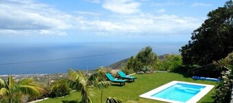 Offre mai et juin Cottage avec piscine privée, vue mer et montagne