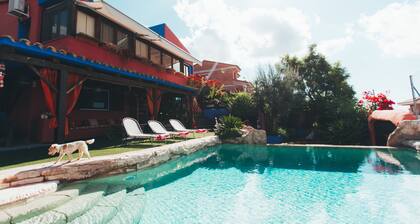 Fantastic Villa 5 minutes from Sitges!! 19 SLEEPERS, wifi, swimming pool