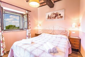 2 bedrooms, iron/ironing board, travel crib, free WiFi