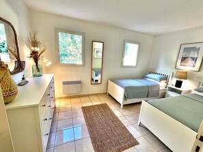 4 Schlafzimmer, Bügeleisen/Bügelbrett, WLAN, Bettwäsche