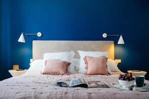 5 chambres, literie hypoallergénique, matelas mémoire de forme, bureau