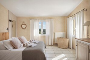 4 bedrooms, iron/ironing board, travel crib, WiFi
