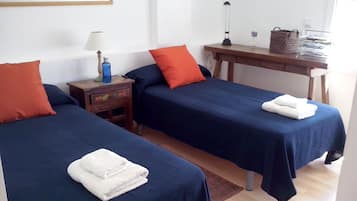 3 slaapkamers, een kluis op de kamer, een strijkplank/strijkijzer