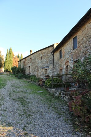 Exterior - Restored farmhouse in heart of chianti with swimming pool and tennis court. (Castellina in Chianti)