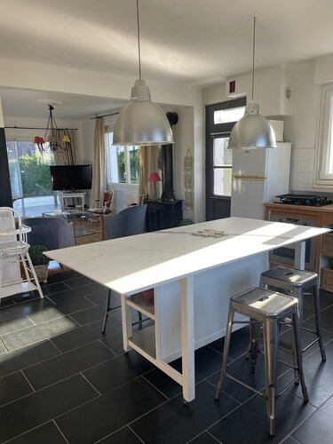 MAISON A LA CAMPAGNE AVEC PISCINE chauffée