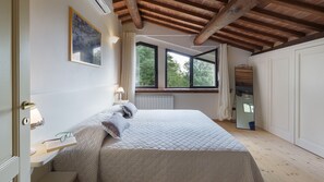 4 chambres, fer et planche Ă repasser, Wi-Fi gratuit, draps fournis