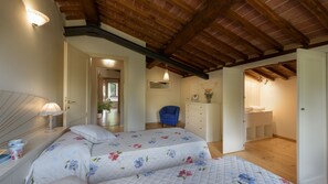 4 chambres, fer et planche Ă repasser, Wi-Fi gratuit, draps fournis