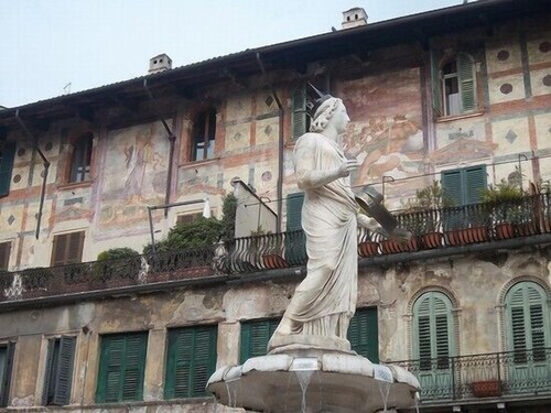 Mazzanti Holiday House