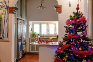 Interior - Seaside Villa Rome Pool & Sauna (Fregene)