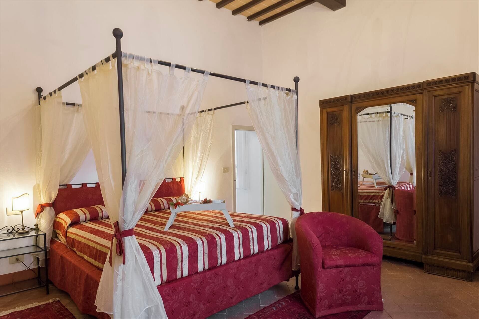 7 chambres, fer et planche à repasser, Wi-Fi gratuit, draps fournis