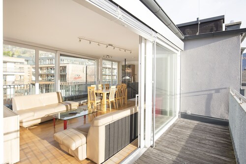 Apartment O'Hara - Stylish Penthouse With Great Views In Centre Of Zell Am See