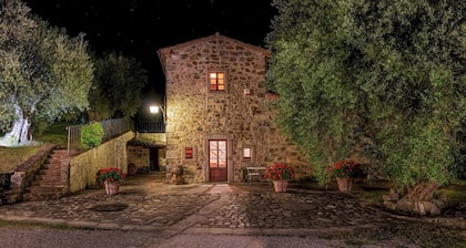 Montebendico 6, Emma Villas