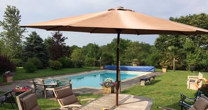 Between Exmoor and Dartmoor Luxurious Cottage on 15th Century Farm with Pool