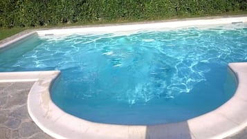Piscina all'aperto