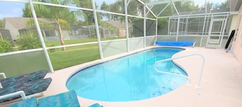 Luxury Villa with Private Pool 8 miles from Disney & near golf