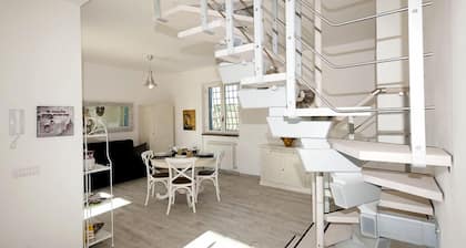 Villa 4 km. from the center of Bracciano and the lake, holiday homes approved