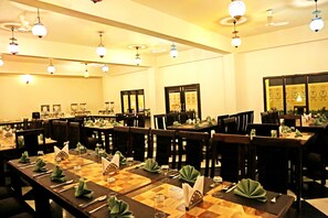 Lunch and dinner served  - Atulya Niwas - Aravali views (Udaipur)
