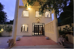 Exterior - Atulya Niwas - Aravali views (Udaipur)
