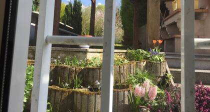 Beautiful, luxurious farmhouse In Champagne. Only 1 Hr From Paris, Near Epernay.