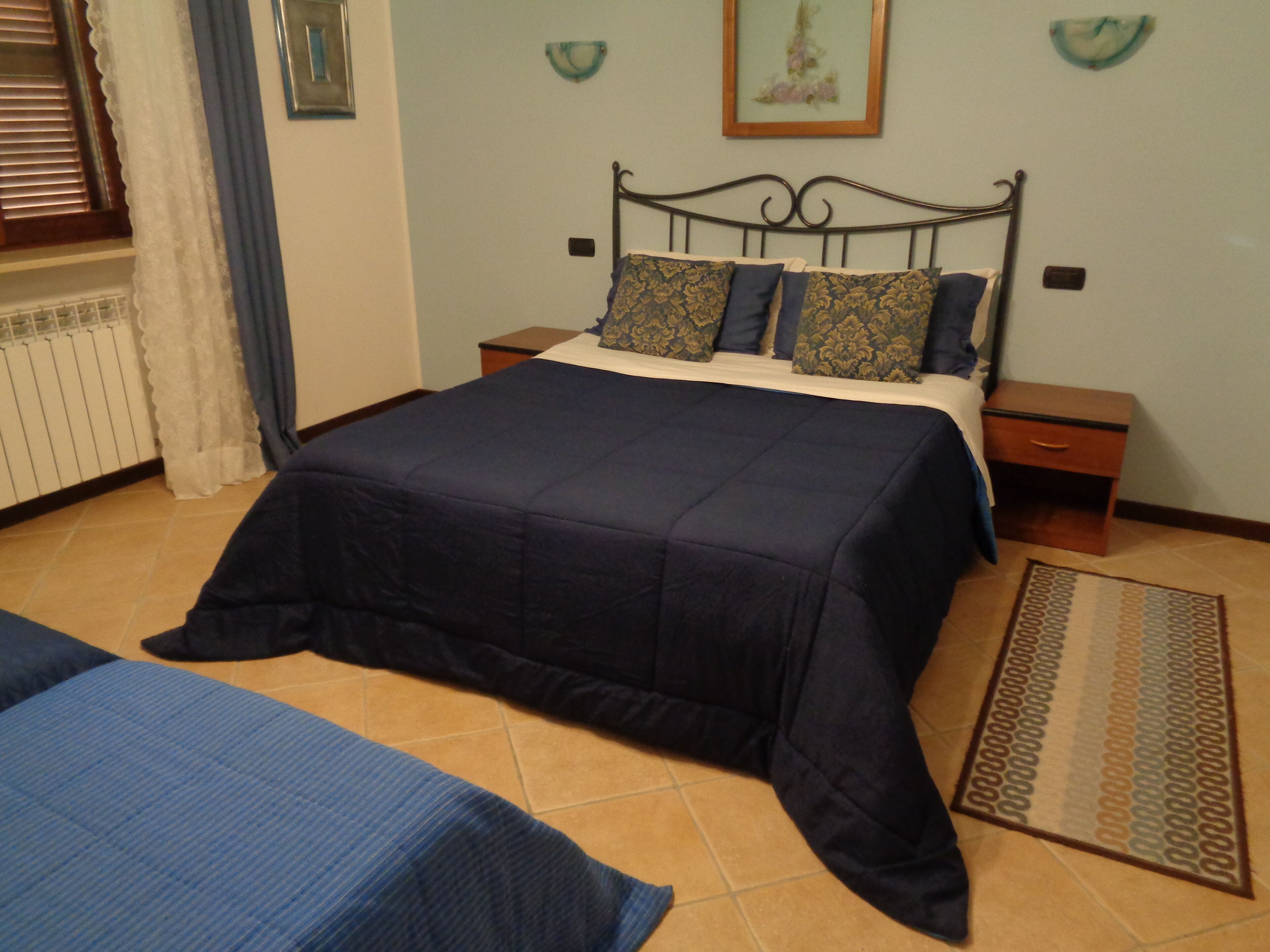 3 chambres, fer et planche à repasser, lit parapluie, Wi-Fi gratuit