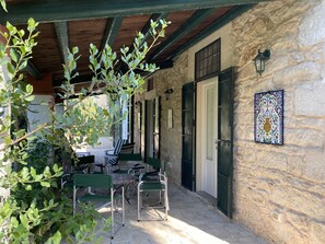 Exterior detail - Casale Vignazze - Renovated old farmhouse in Punta Secca (Punta Secca)