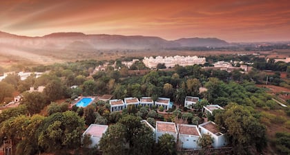 “ The Pugmark “ – A Wildlife Resort”