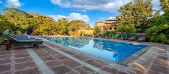 標記野生動物度假村