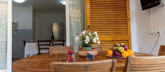 Villa Edera, apartment 20 meters from the sea