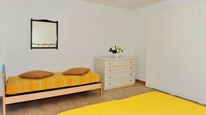 2 bedrooms, iron/ironing board