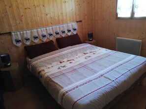 3 Schlafzimmer, Bügeleisen/Bügelbrett, Bettwäsche