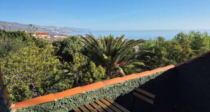 Chalet with pool in Candelaria