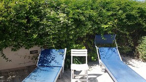 Property grounds - Beautiful apartment in a villa with swimming pool  in Syracuse (Siracusa)